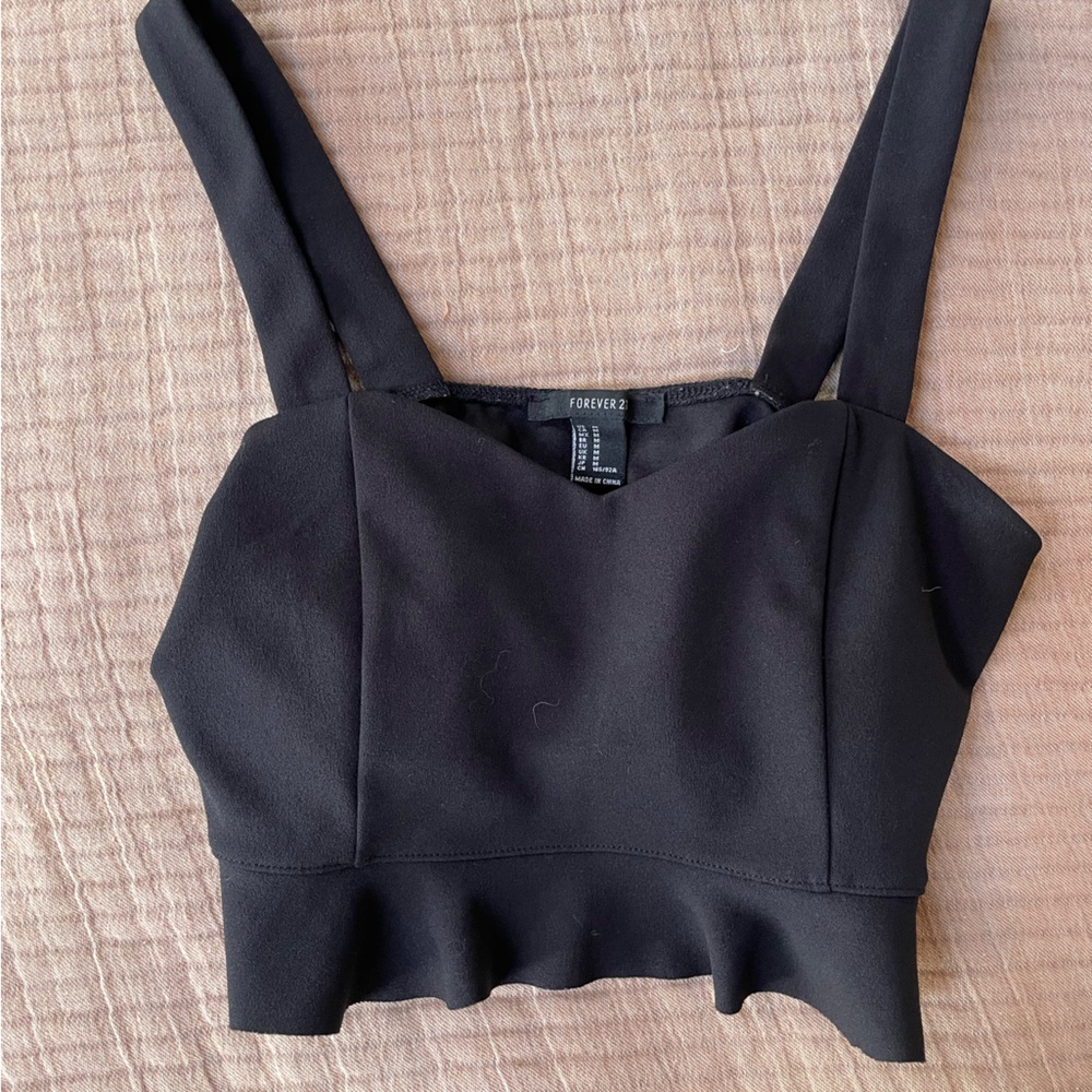 Black Forever 21 crop top